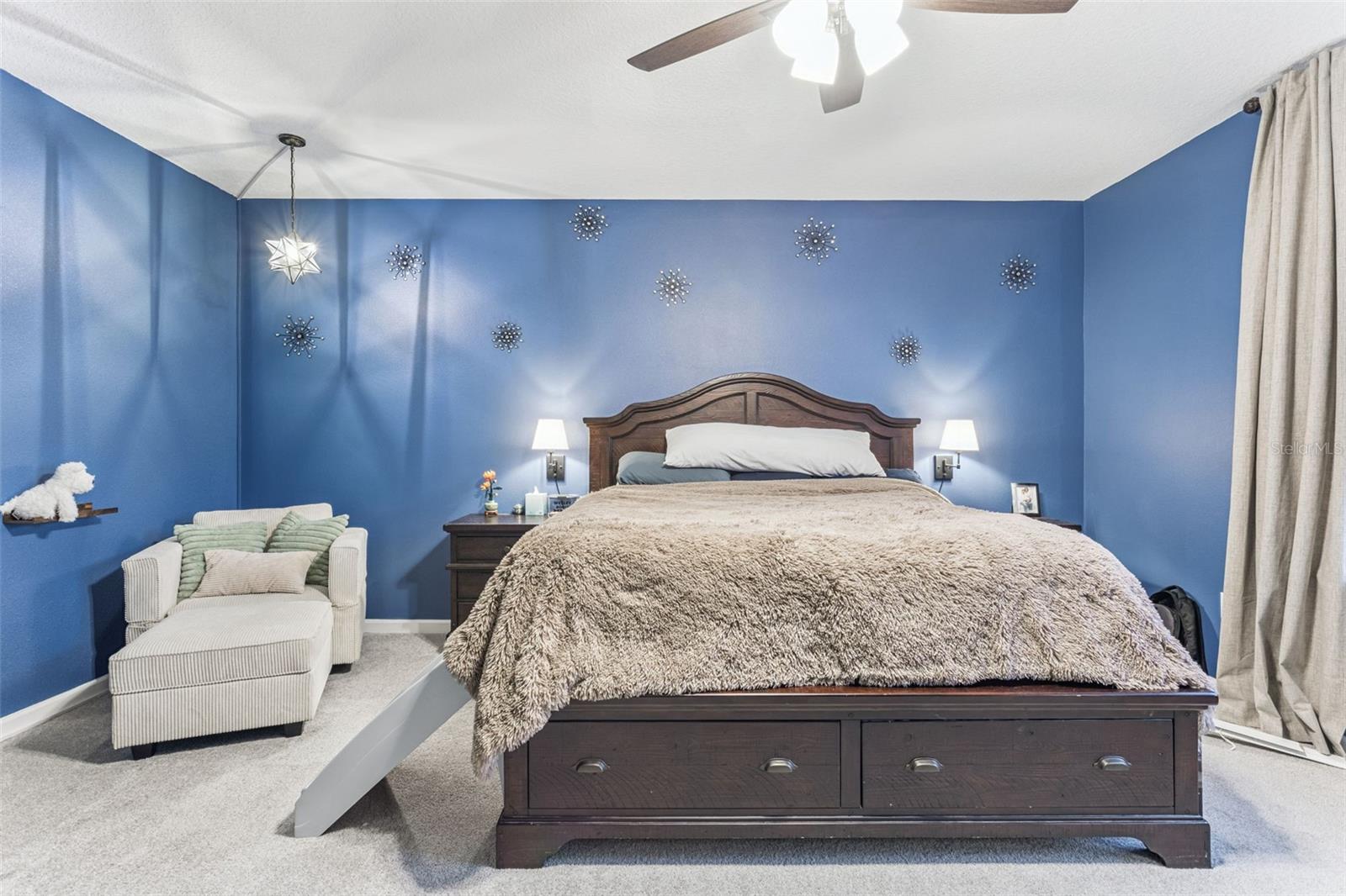 Image 21 of 39 For 594 Via Bella Court