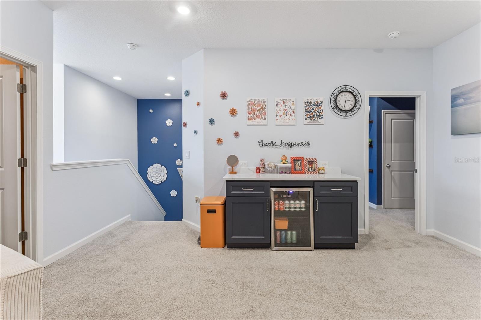 Image 27 of 39 For 594 Via Bella Court