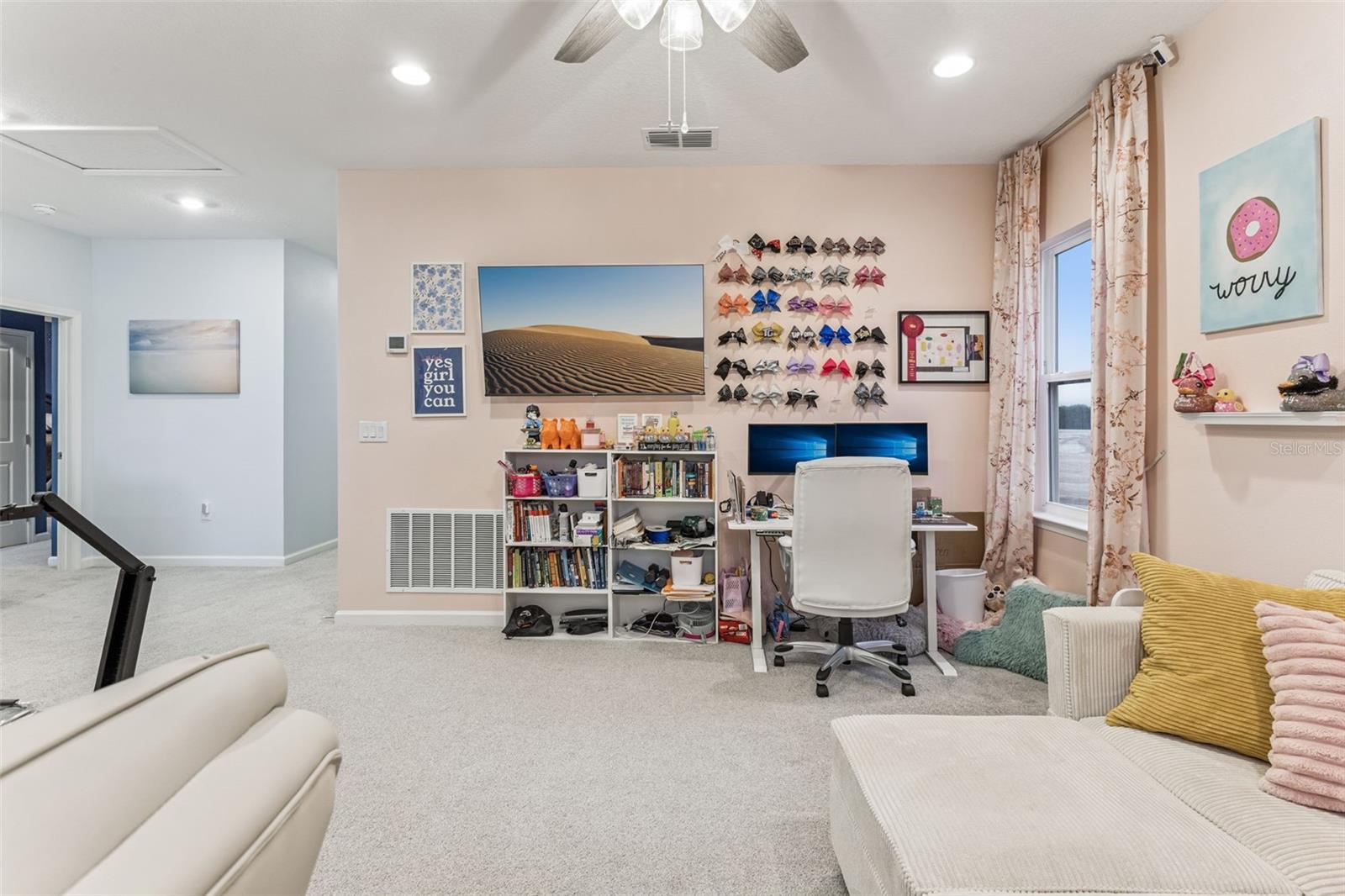 Image 30 of 39 For 594 Via Bella Court