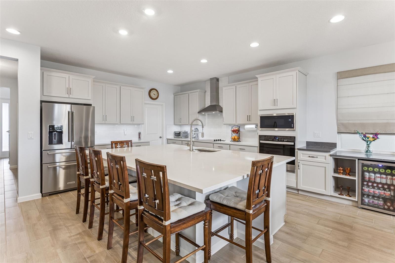 Image 8 of 39 For 594 Via Bella Court