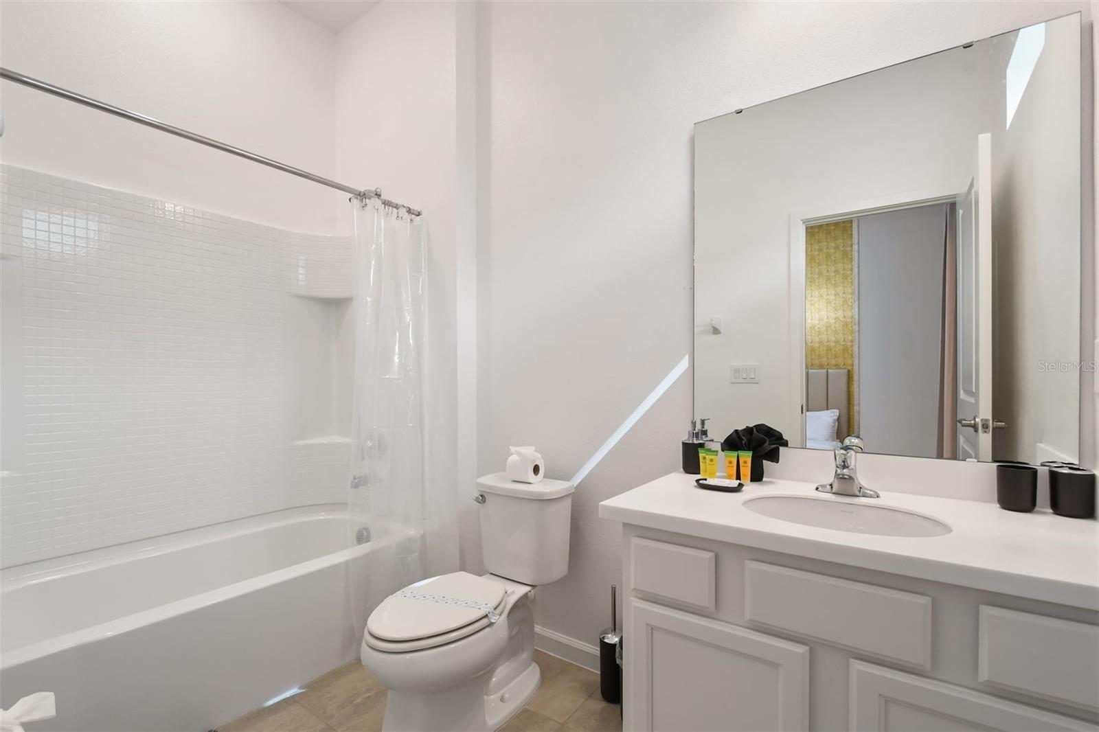 Image 26 of 44 For 294 Marcello Boulevard