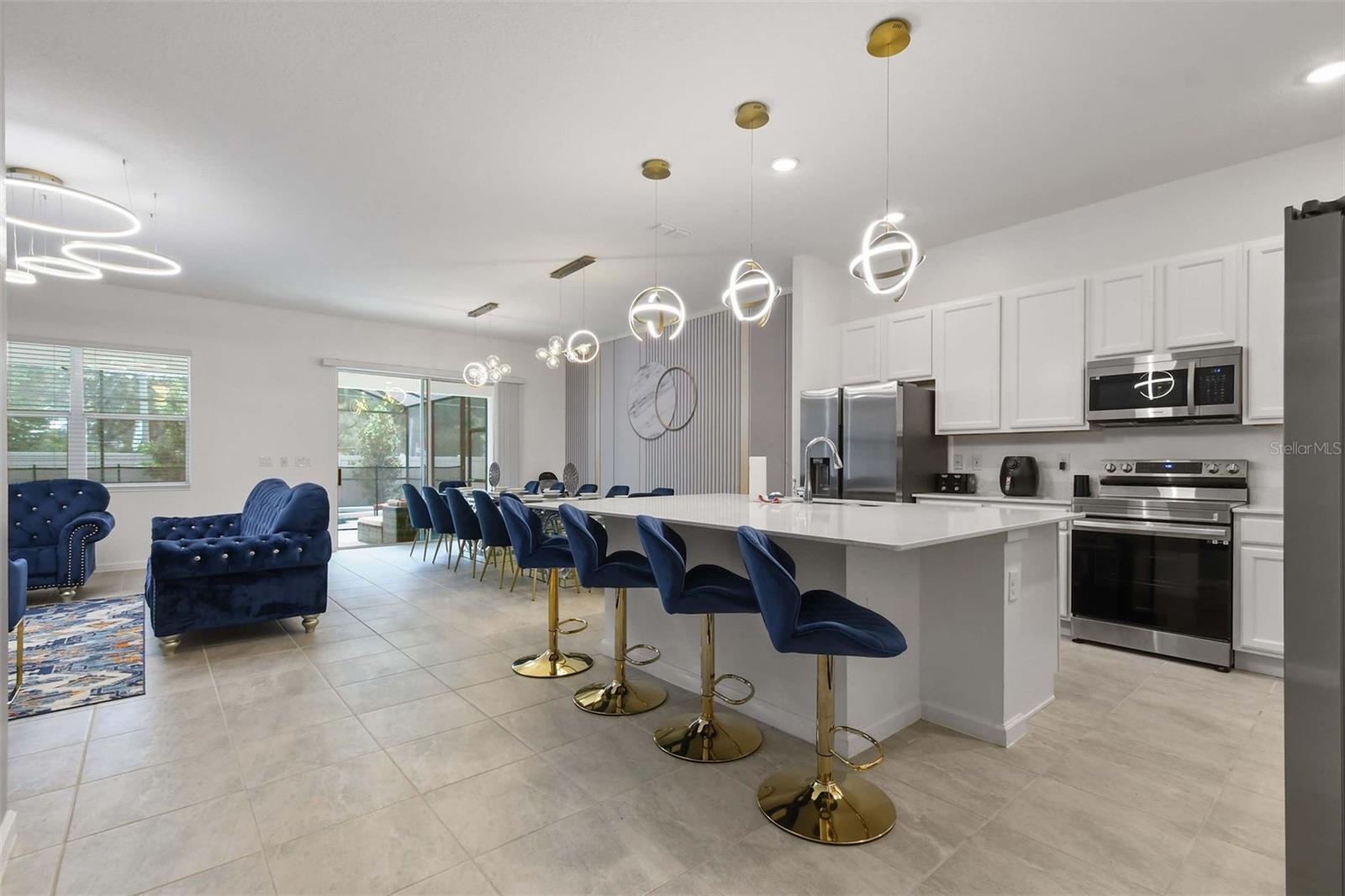 Image 5 of 44 For 294 Marcello Boulevard