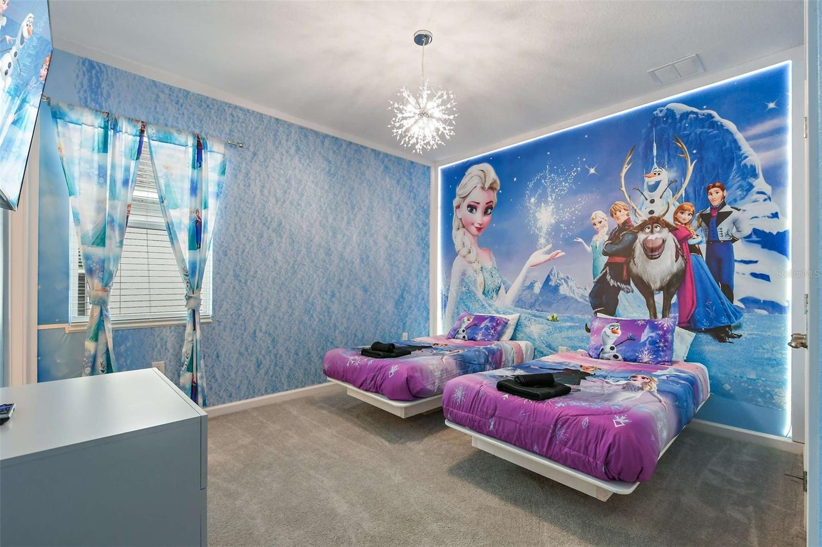 Image 7 of 44 For 294 Marcello Boulevard