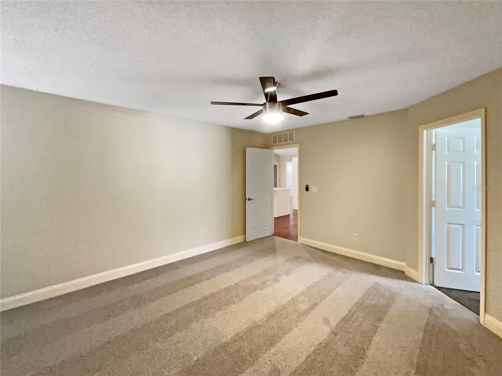 Image 13 of 27 For 13 Buffalo View Lane