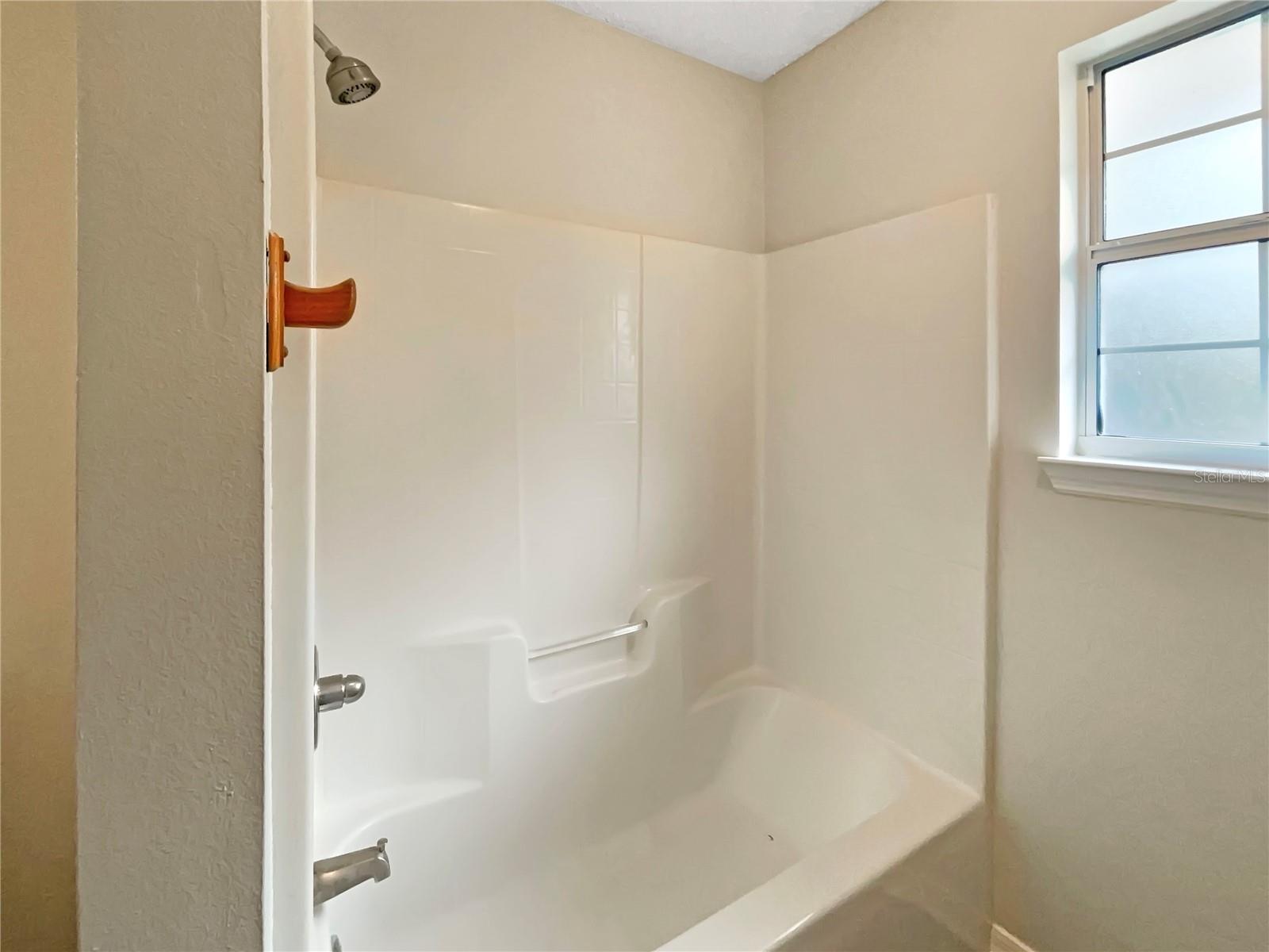 Image 24 of 27 For 13 Buffalo View Lane