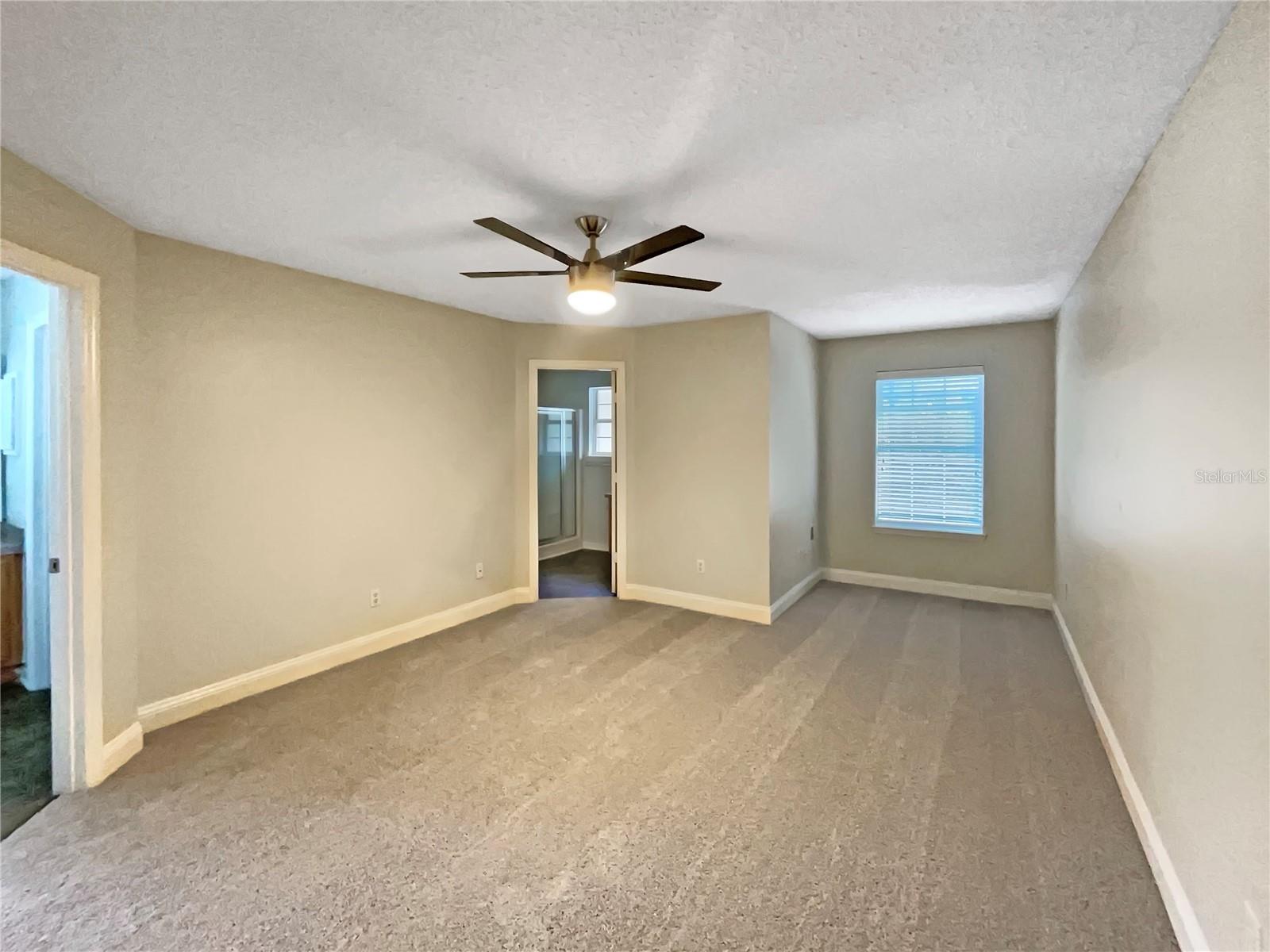 Image 9 of 27 For 13 Buffalo View Lane