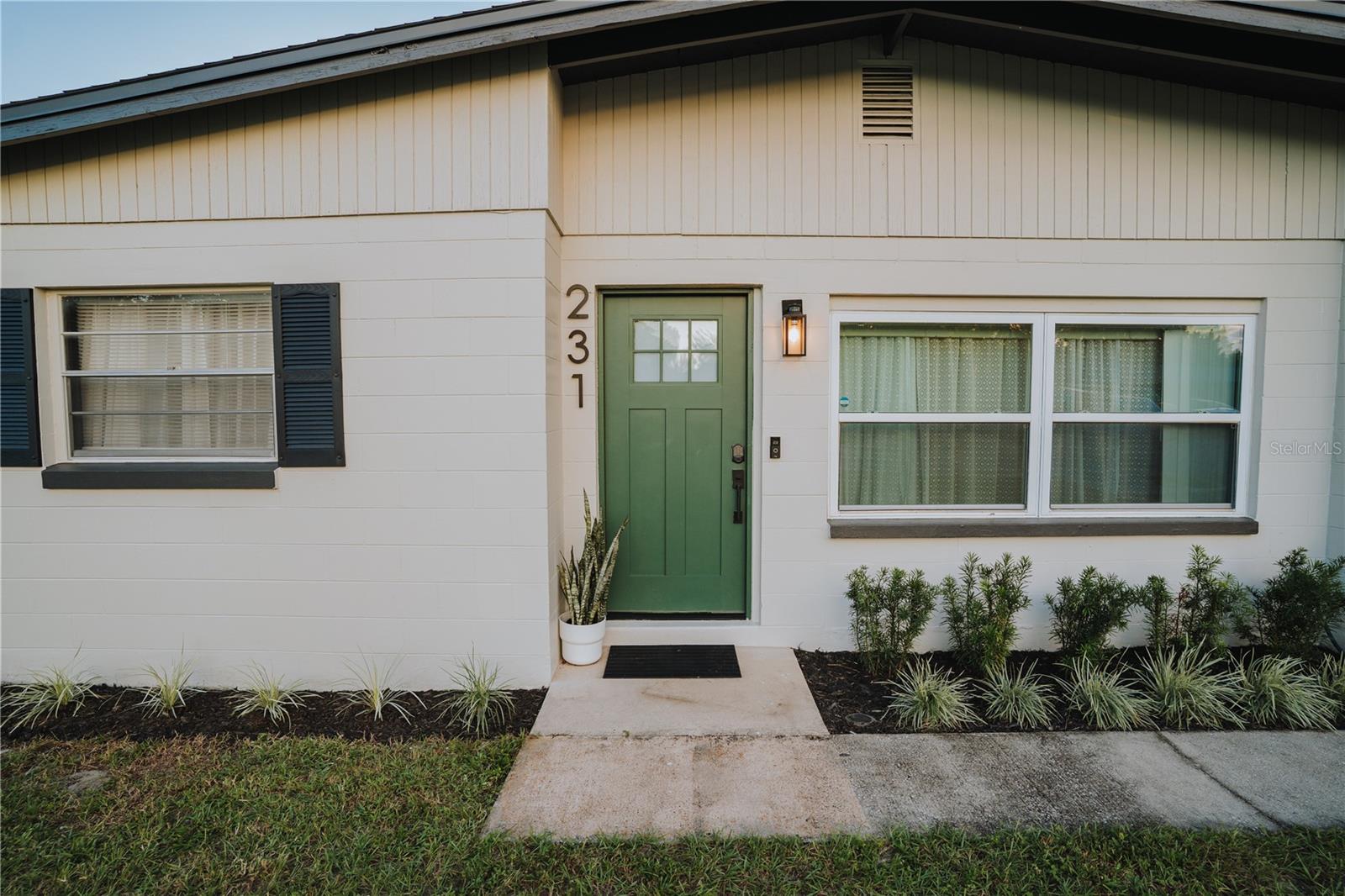 Image 2 of 49 For 231 Abbott Avenue