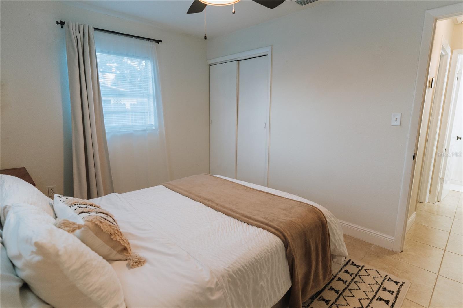 Image 24 of 49 For 231 Abbott Avenue