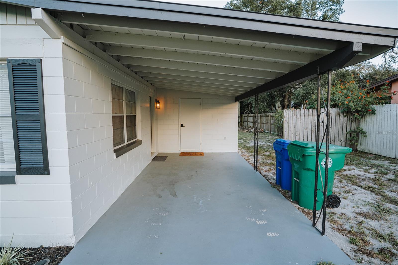 Image 37 of 49 For 231 Abbott Avenue