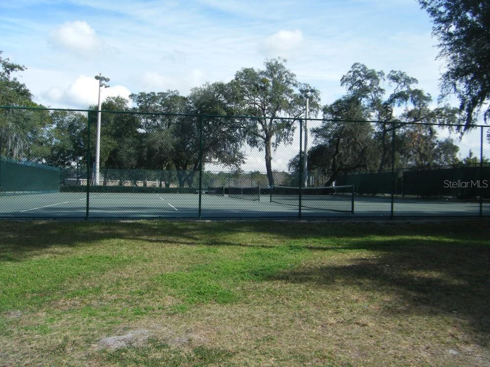 Image 46 of 49 For 231 Abbott Avenue