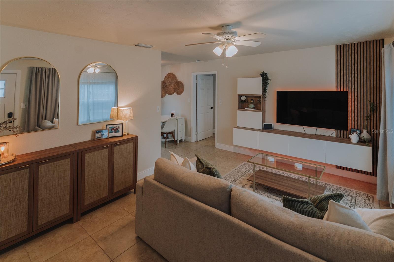 Image 8 of 49 For 231 Abbott Avenue