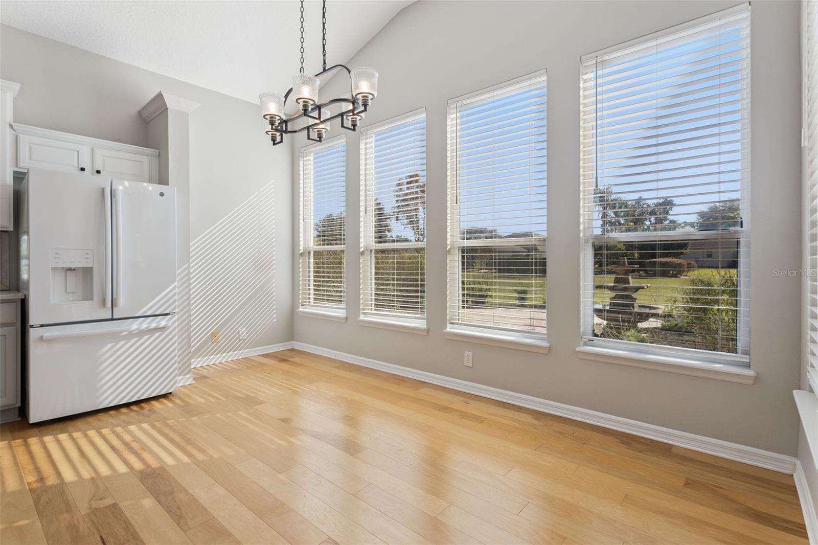 Image 22 of 52 For 23518 Oak Prairie Circle