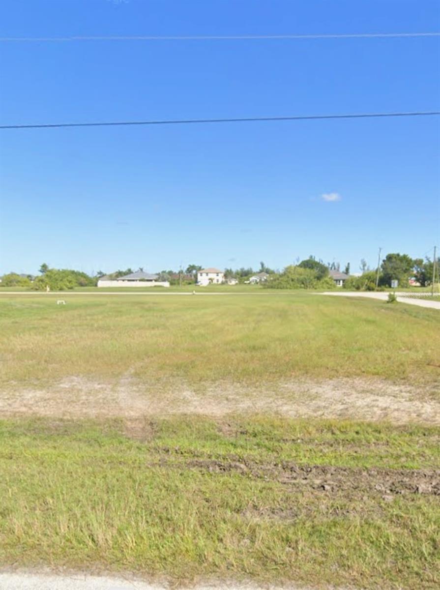 Listing Details for 2901 7th Terrace, CAPE CORAL, FL 33993