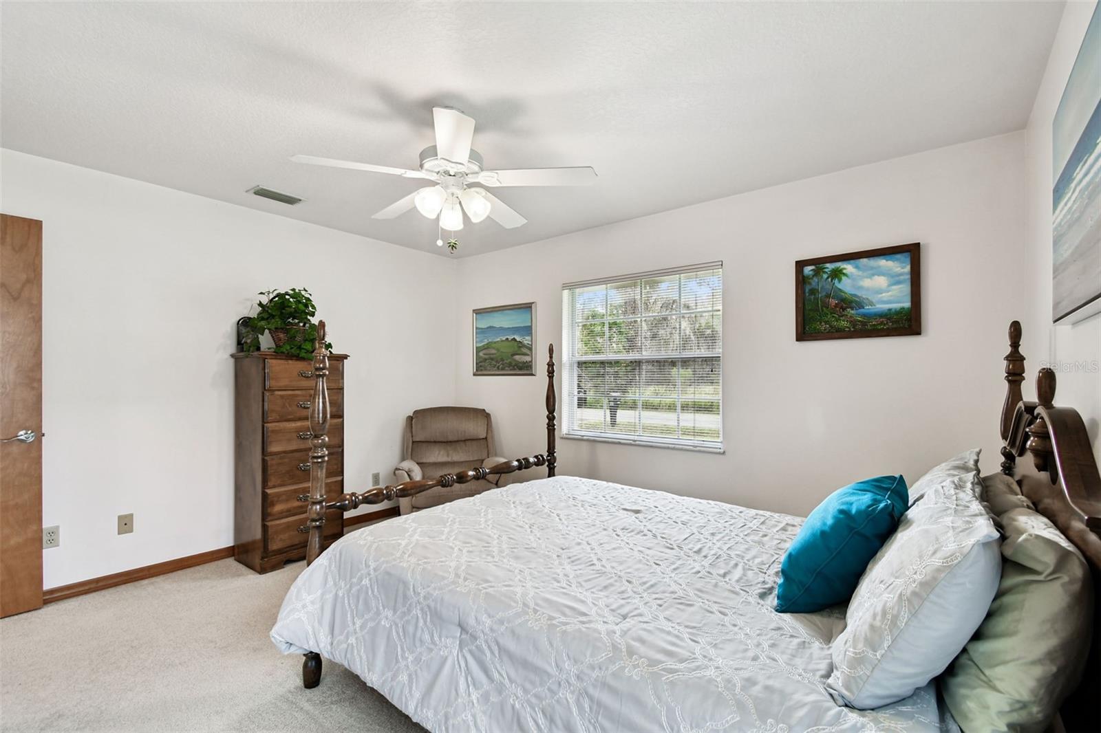 Image 37 of 56 For 250 Sunrise Boulevard