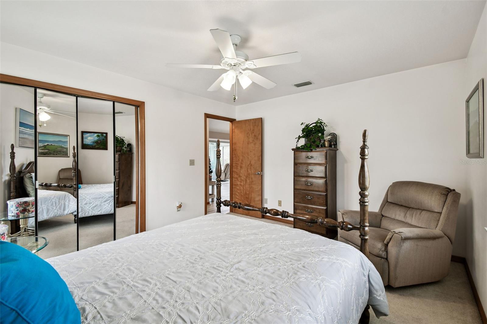 Image 38 of 56 For 250 Sunrise Boulevard