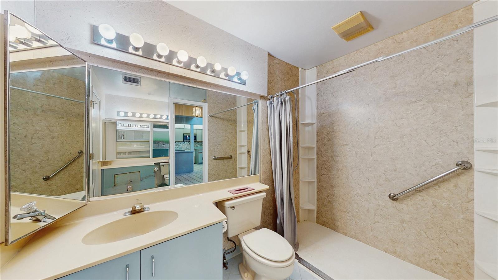 Image 13 of 31 For 102 Coventry Lane