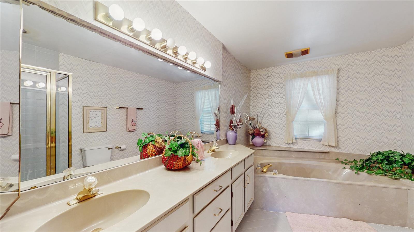 Image 19 of 31 For 102 Coventry Lane