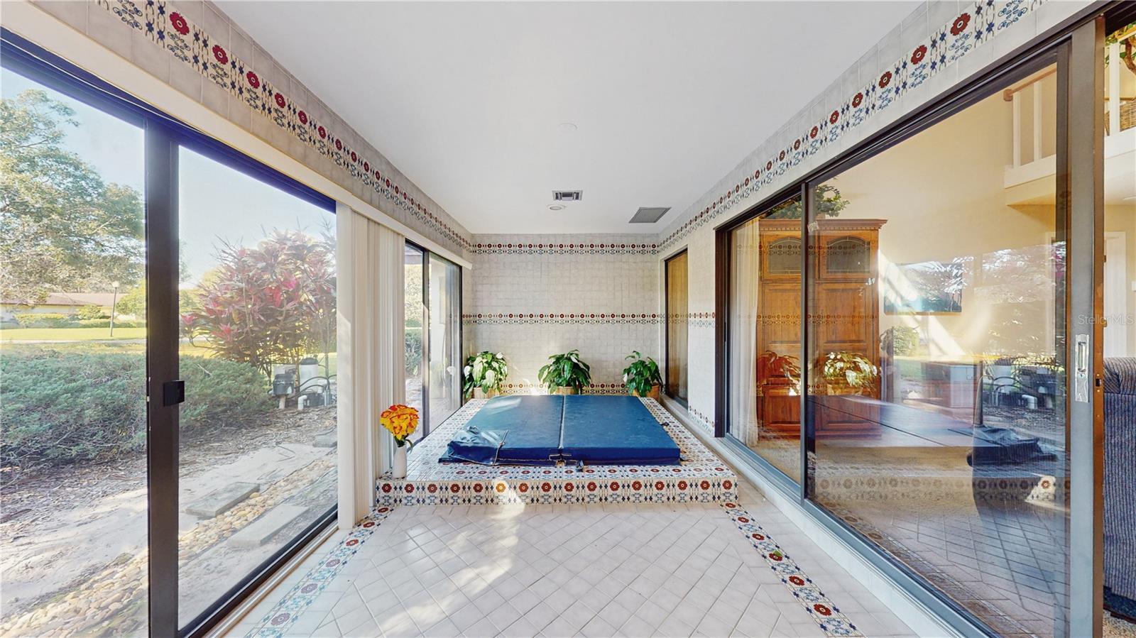 Image 3 of 31 For 102 Coventry Lane