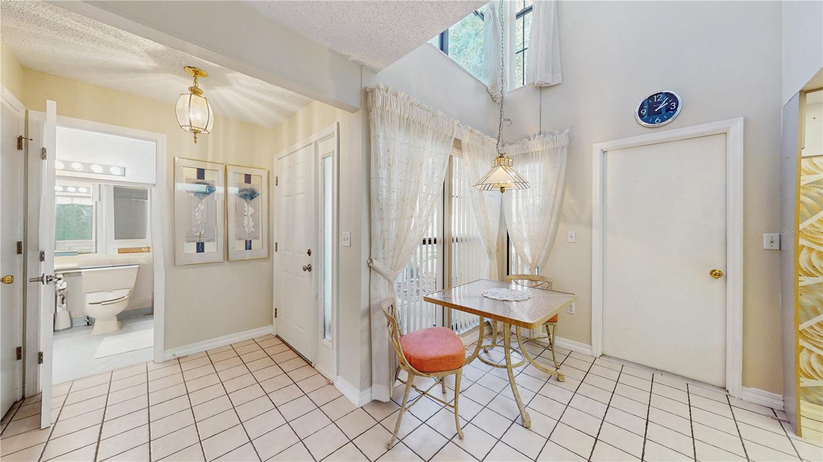 Image 5 of 31 For 102 Coventry Lane