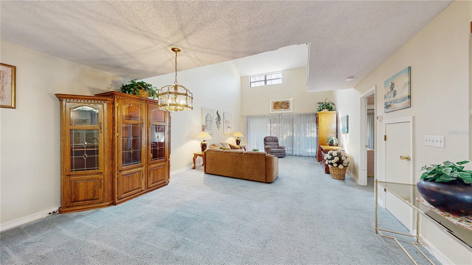 Image 9 of 31 For 102 Coventry Lane