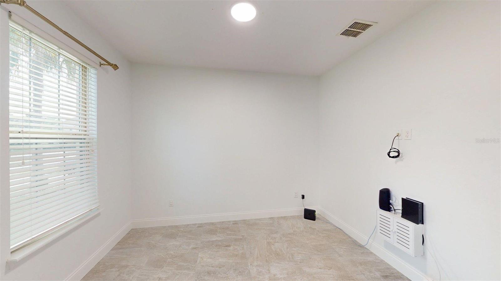 Image 27 of 57 For 14928 Honeycrisp Lane