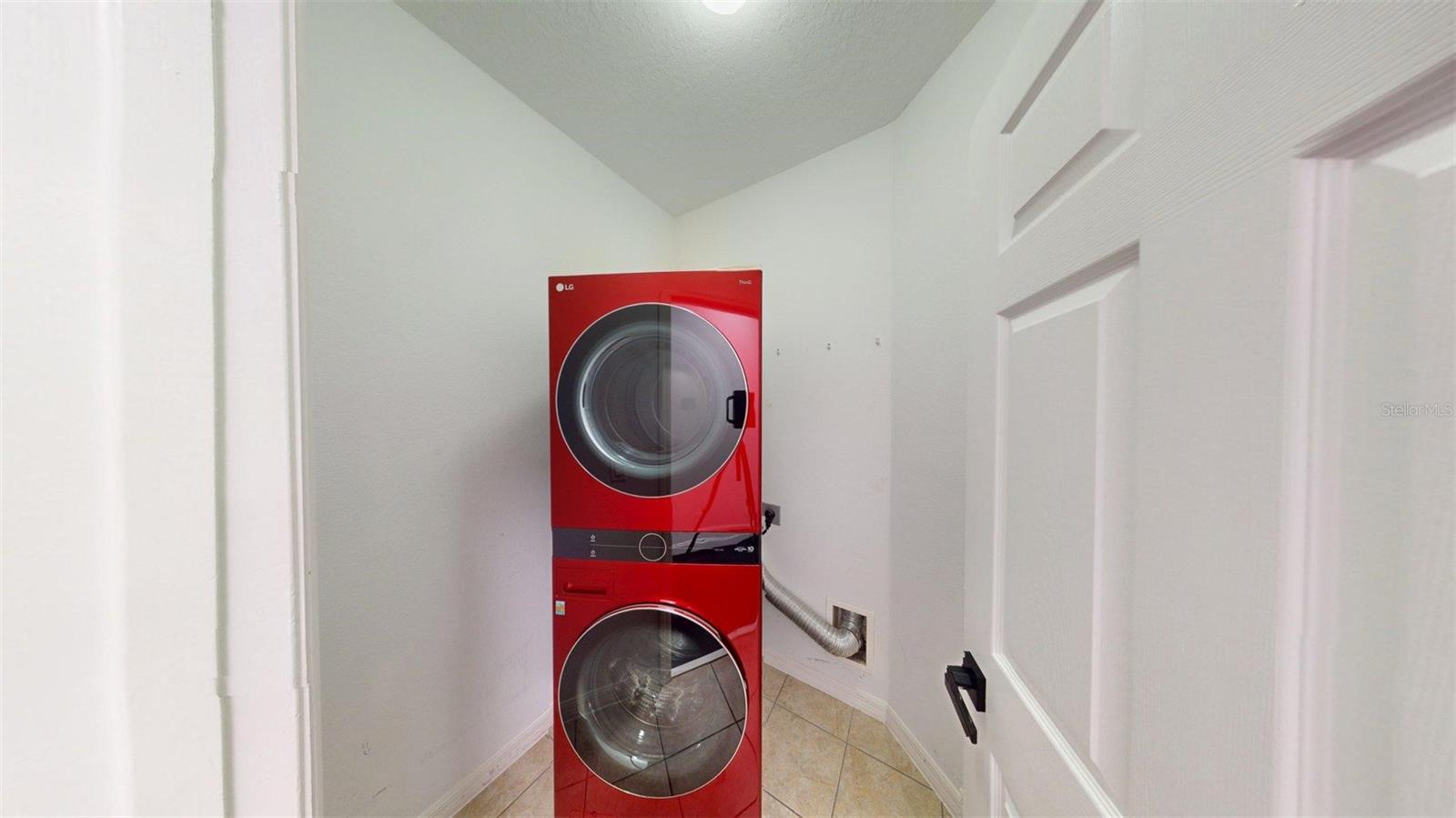 Image 40 of 57 For 14928 Honeycrisp Lane