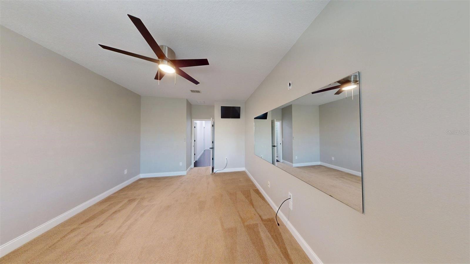 Image 43 of 57 For 14928 Honeycrisp Lane