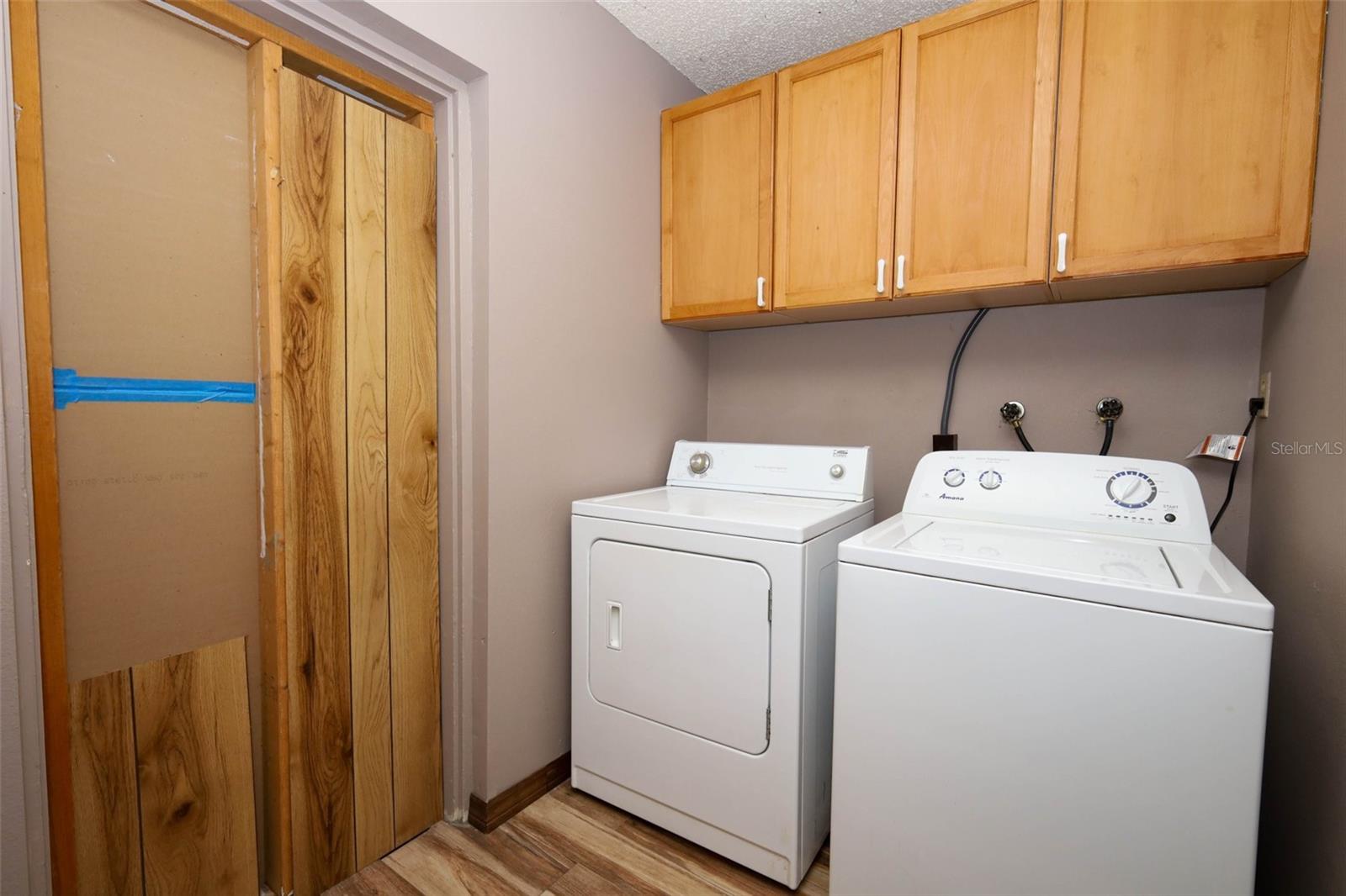 Image 17 of 34 For 921 Eldridge Street