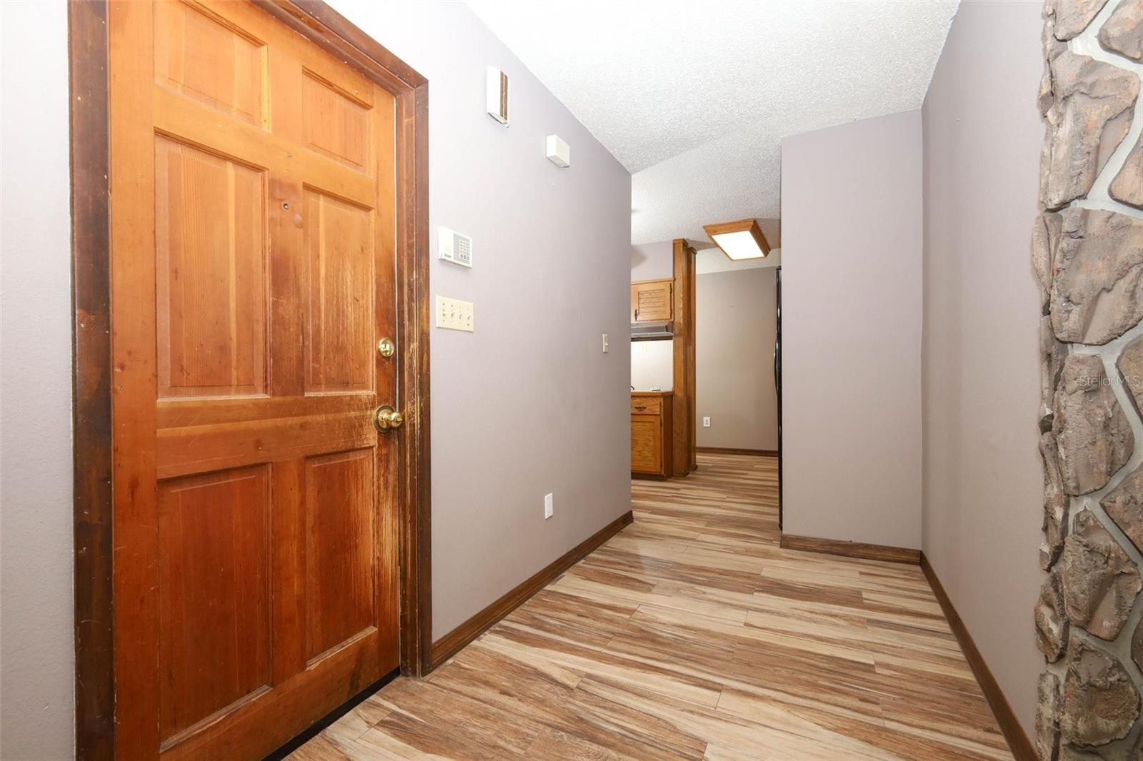 Image 18 of 34 For 921 Eldridge Street