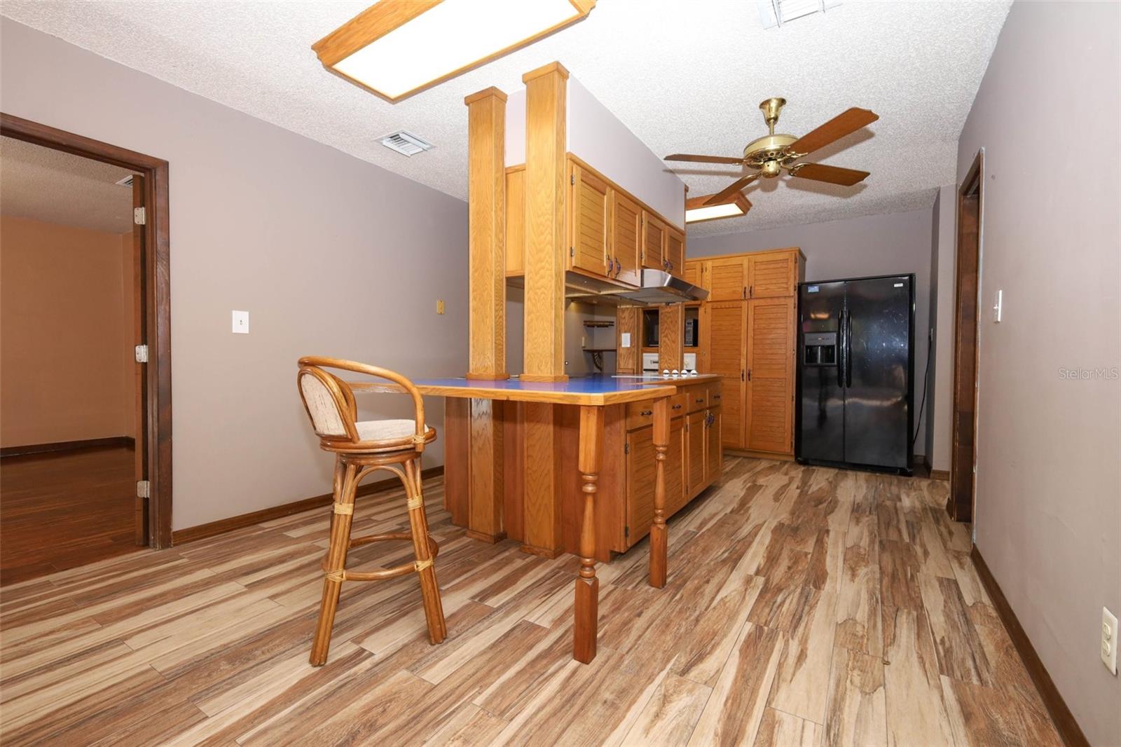 Image 19 of 34 For 921 Eldridge Street