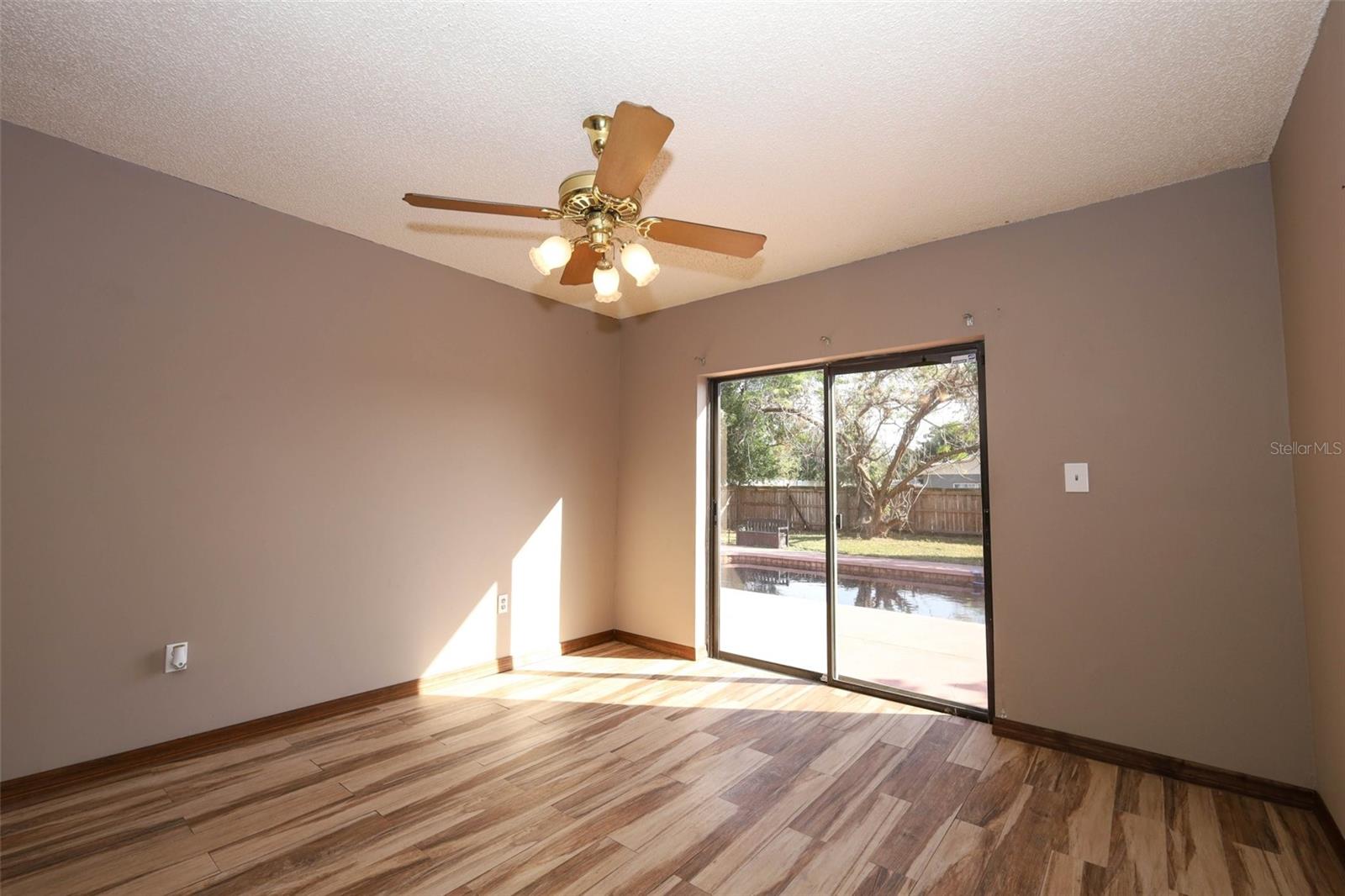 Image 23 of 34 For 921 Eldridge Street