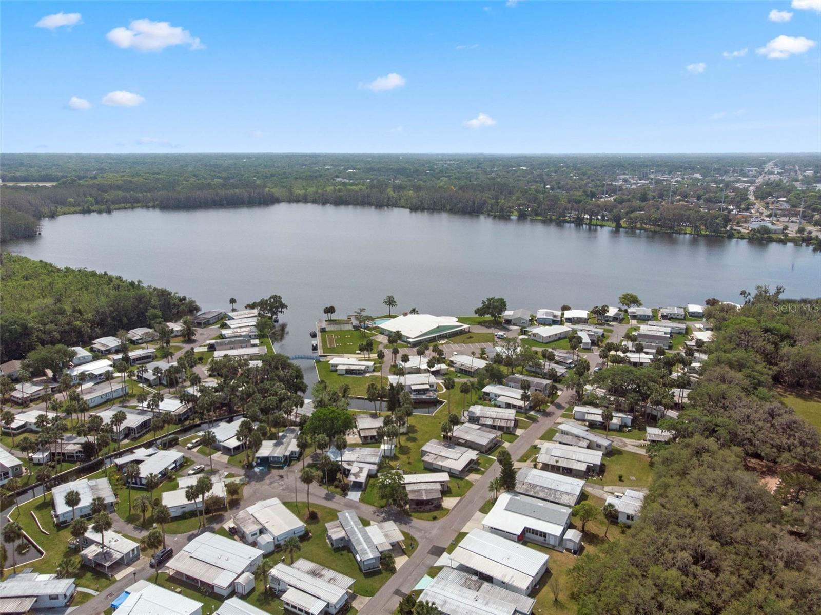 Image 46 of 53 For 8 Cocos Plumosa Drive A