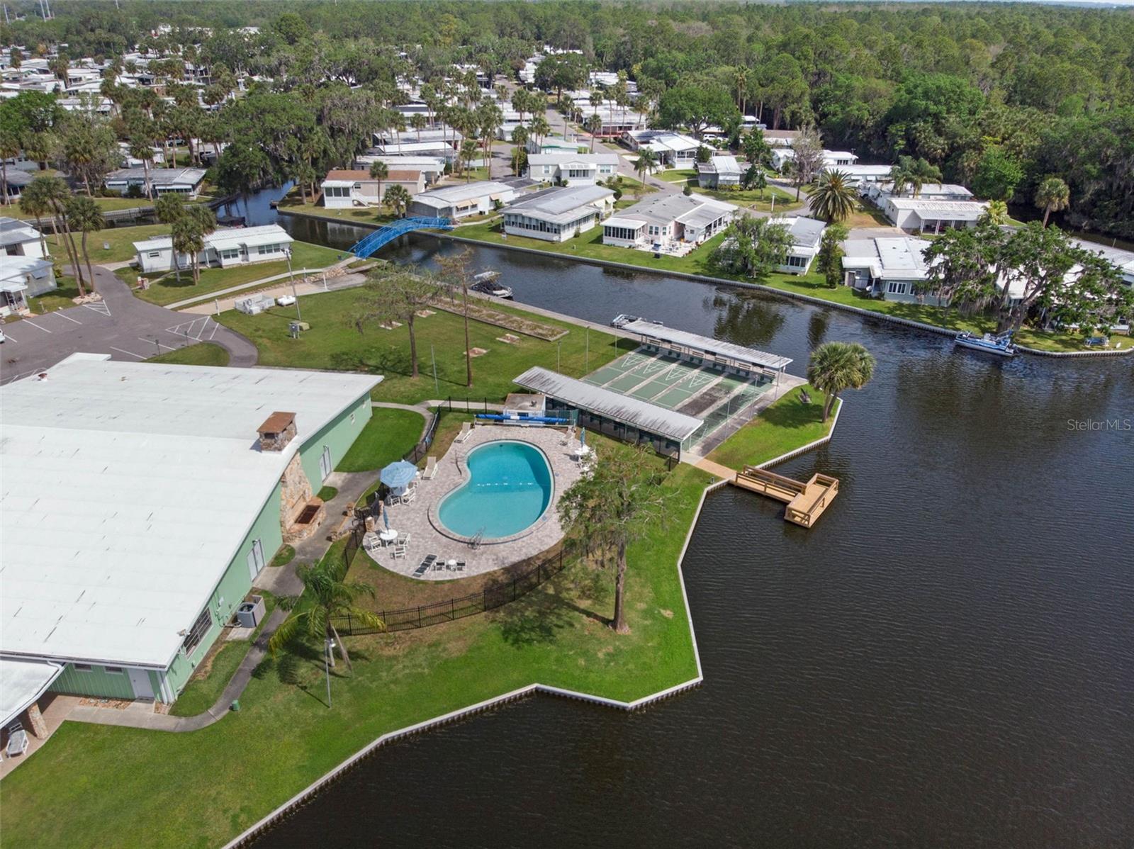 Image 53 of 53 For 8 Cocos Plumosa Drive A