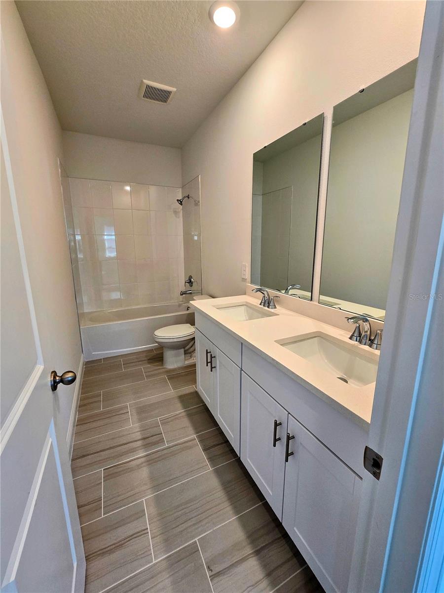 Image 27 of 37 For 2284 Hen Road