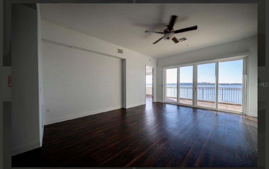 Image 18 of 58 For 8749 The Esplanade  10