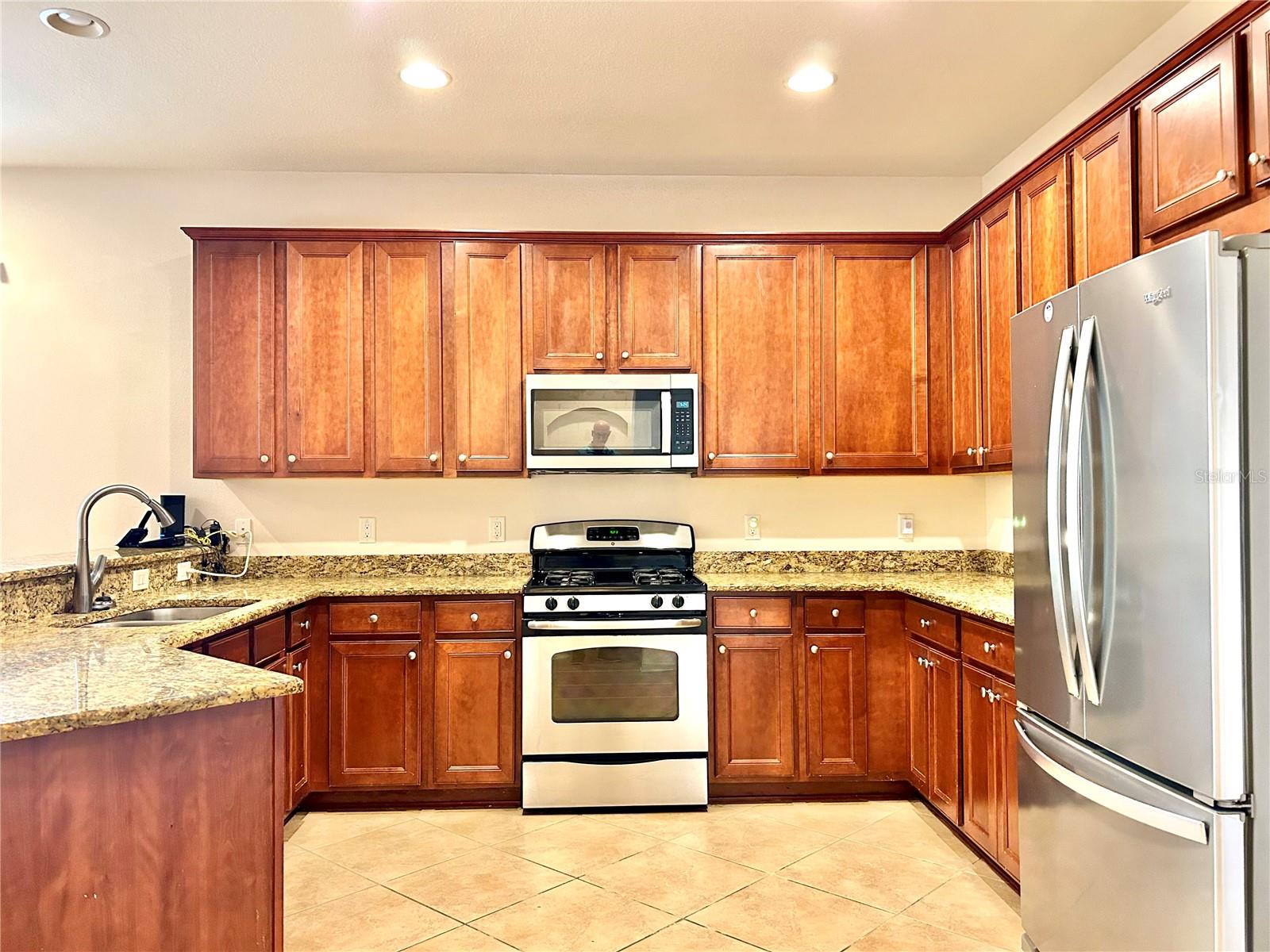 Image 7 of 50 For 11210 Roseate Drive