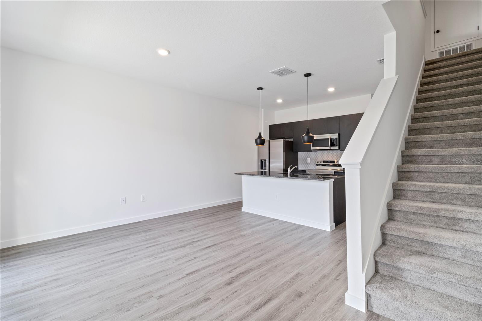 Image 12 of 21 For 3250 Energy Drive