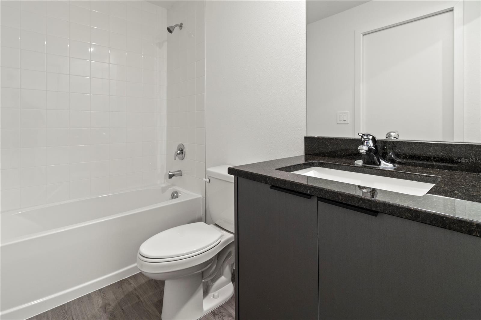 Image 20 of 21 For 3250 Energy Drive