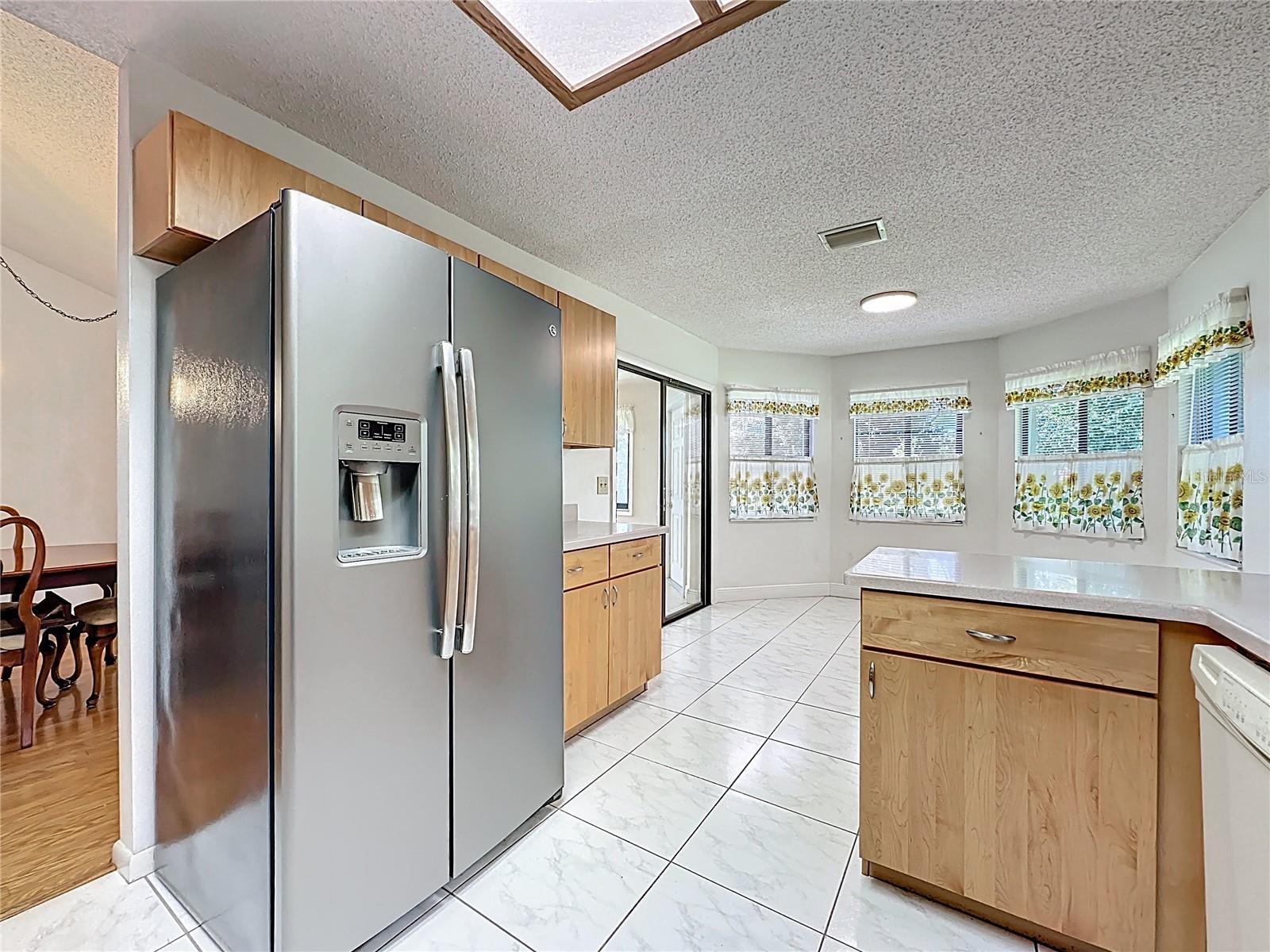 Image 18 of 39 For 2 Ferndale Lane