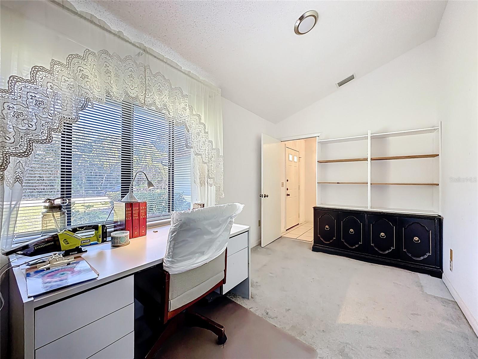 Image 30 of 39 For 2 Ferndale Lane