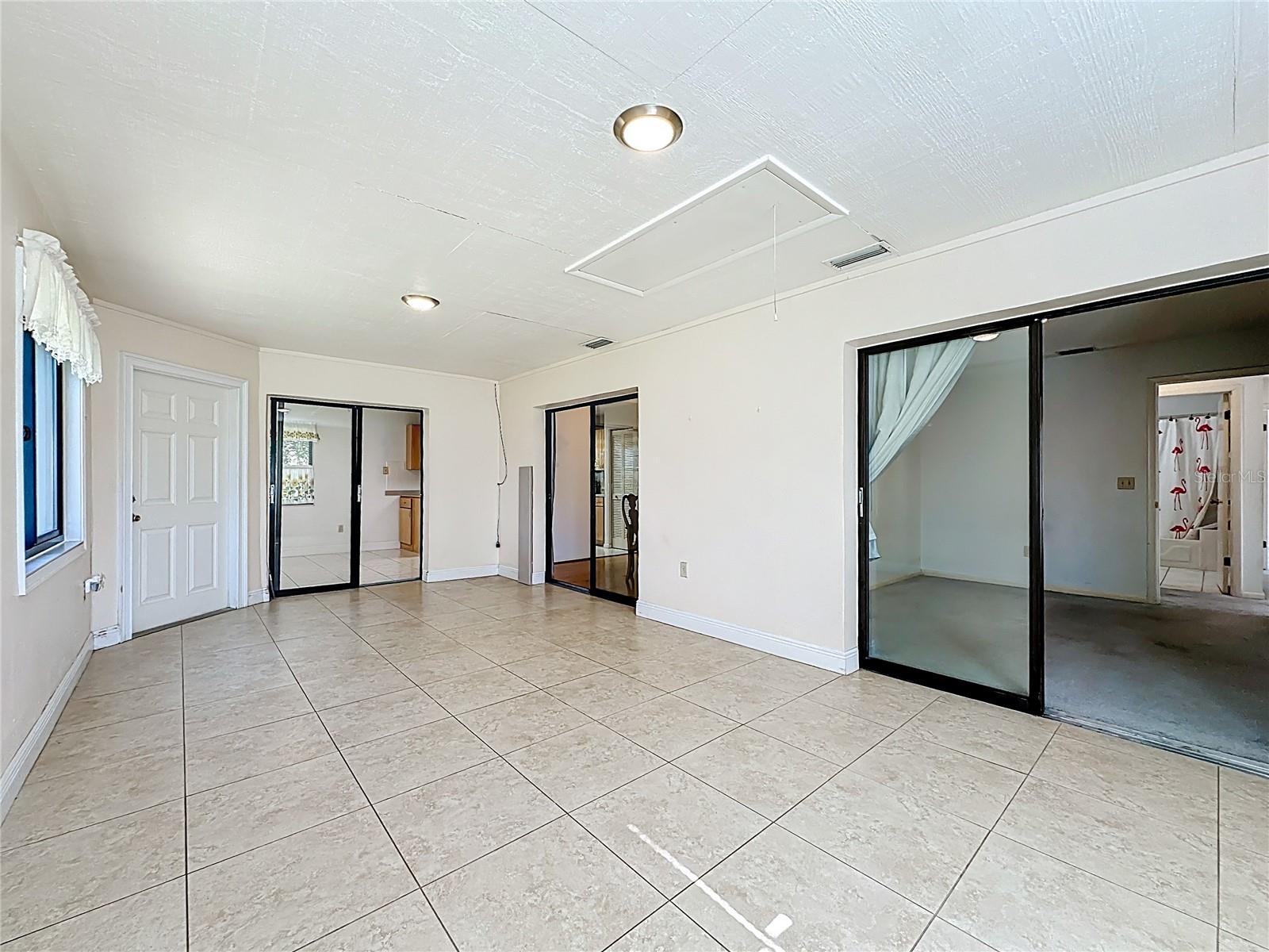 Image 31 of 39 For 2 Ferndale Lane