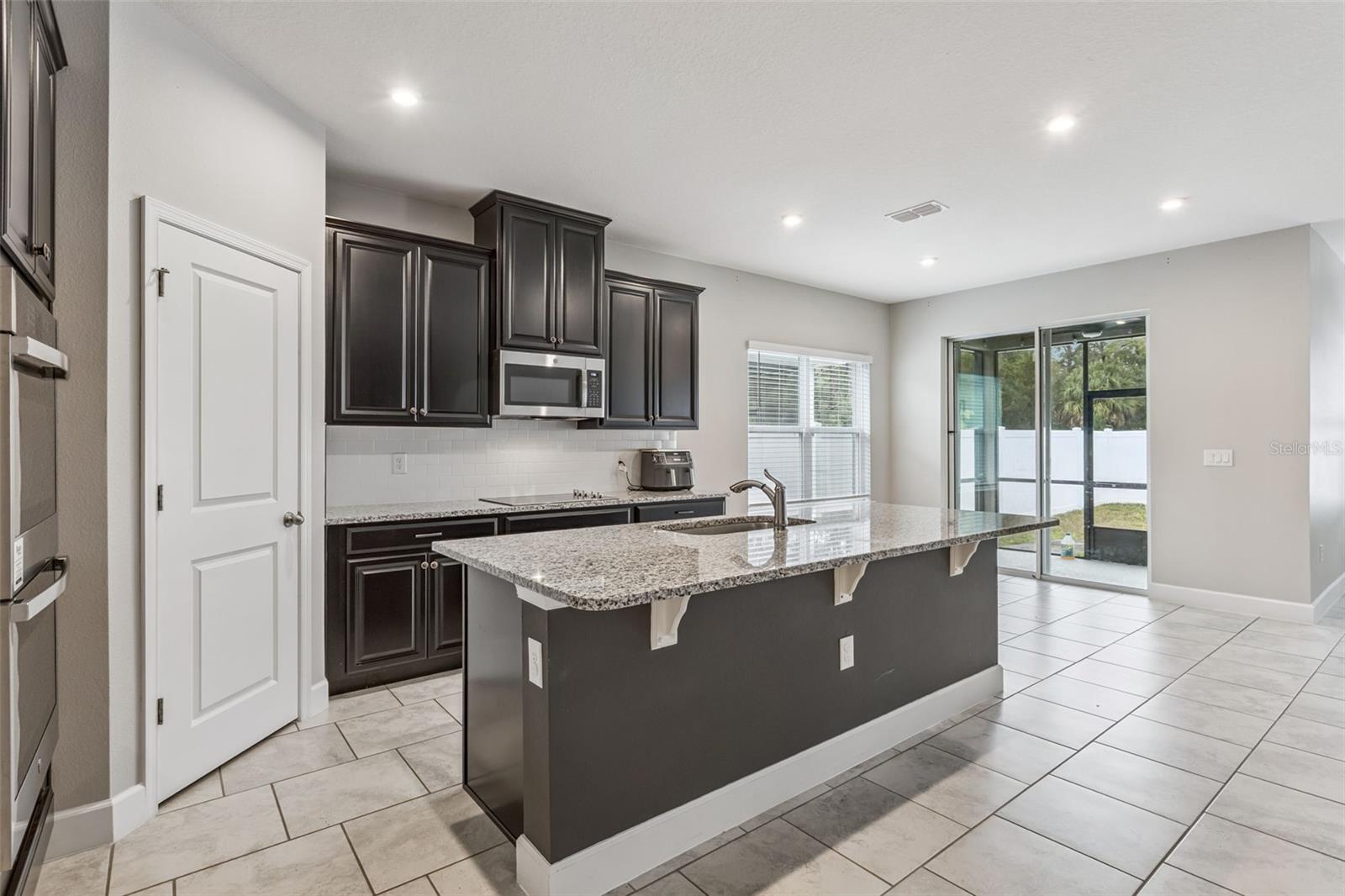 Image 4 of 27 For 297 Siesta Vista Court