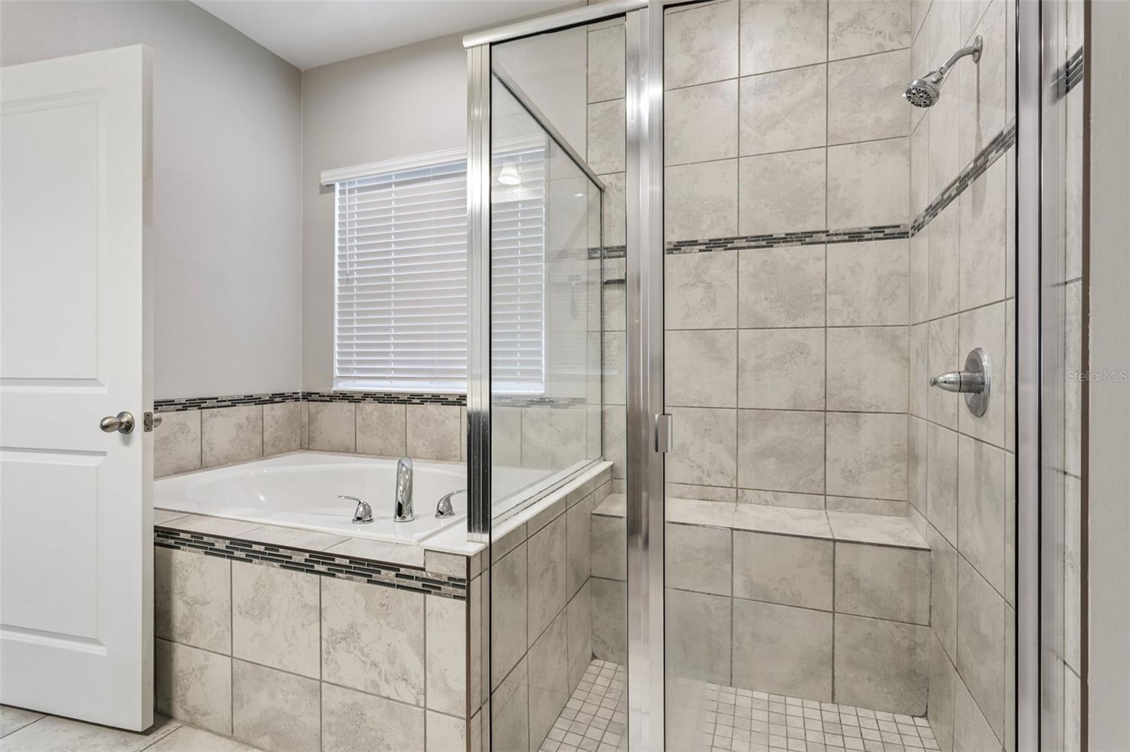 Image 9 of 27 For 297 Siesta Vista Court