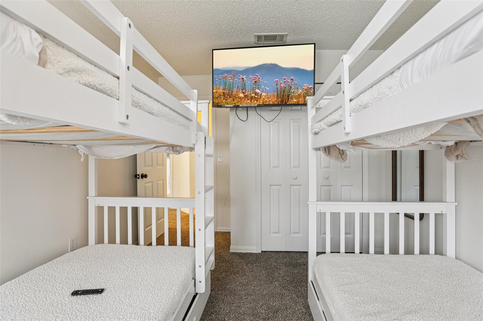 Image 14 of 33 For 8419 Crystal Cove Loop