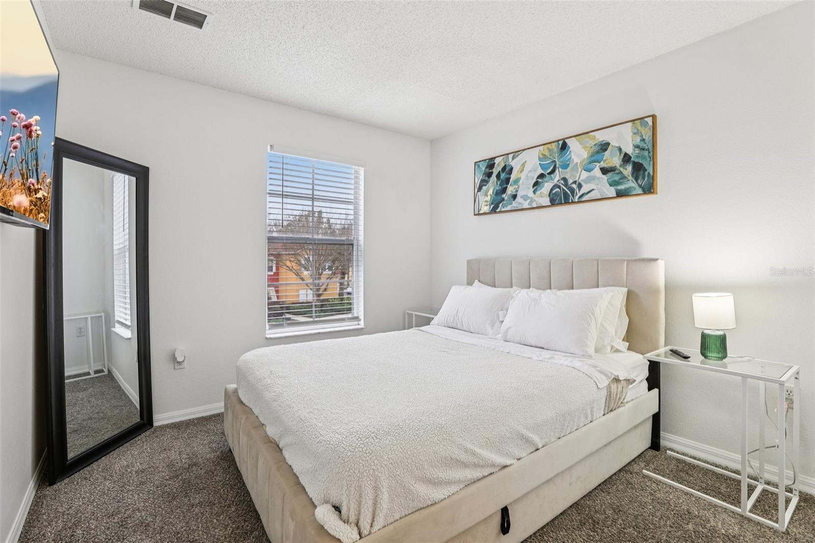 Image 15 of 33 For 8419 Crystal Cove Loop