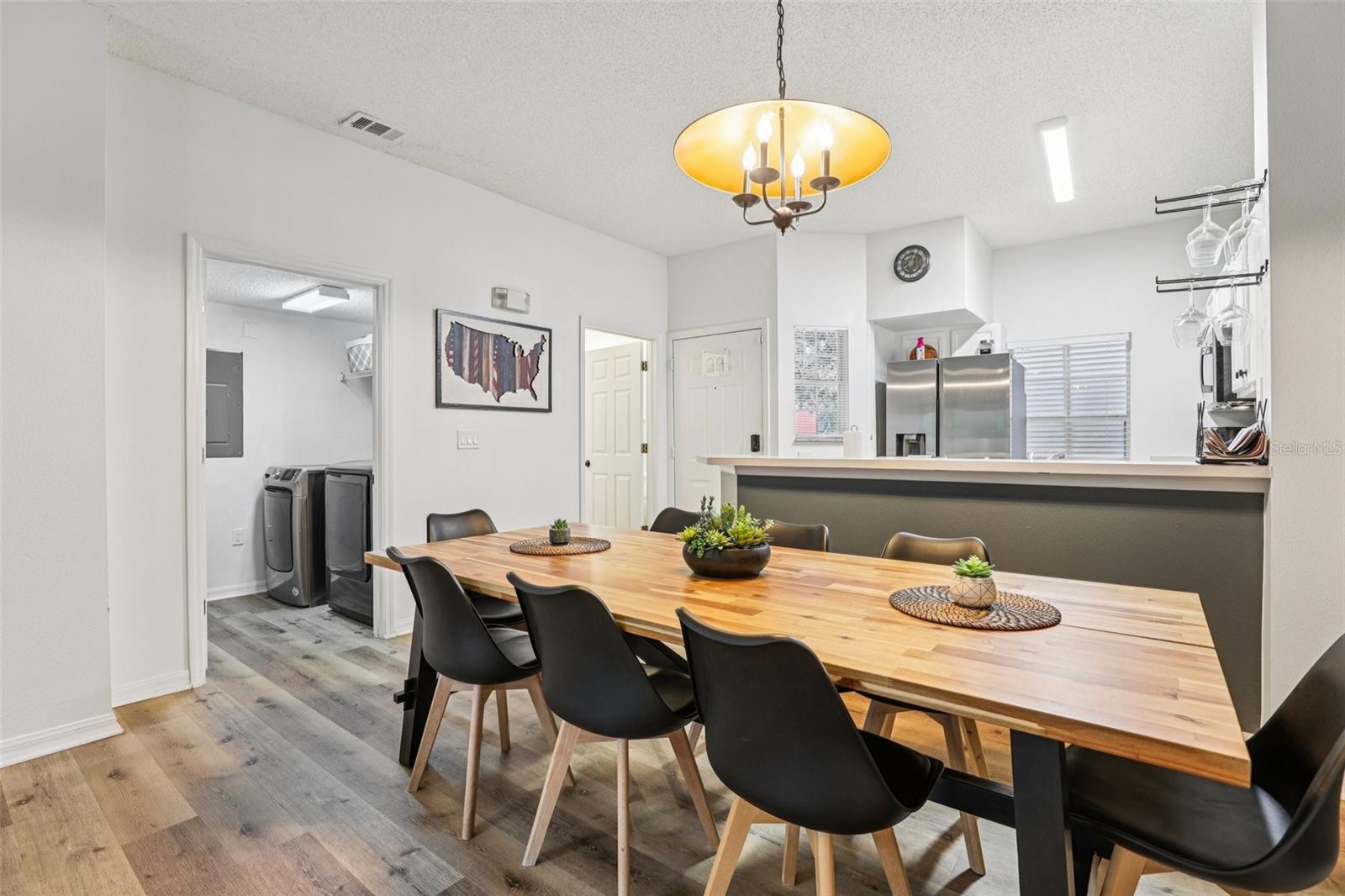 Image 6 of 33 For 8419 Crystal Cove Loop