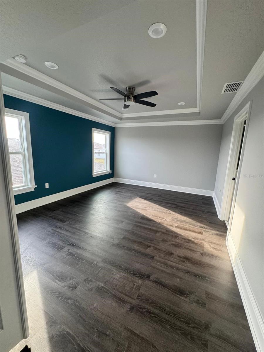 Image 13 of 26 For 420 Kestrel Drive