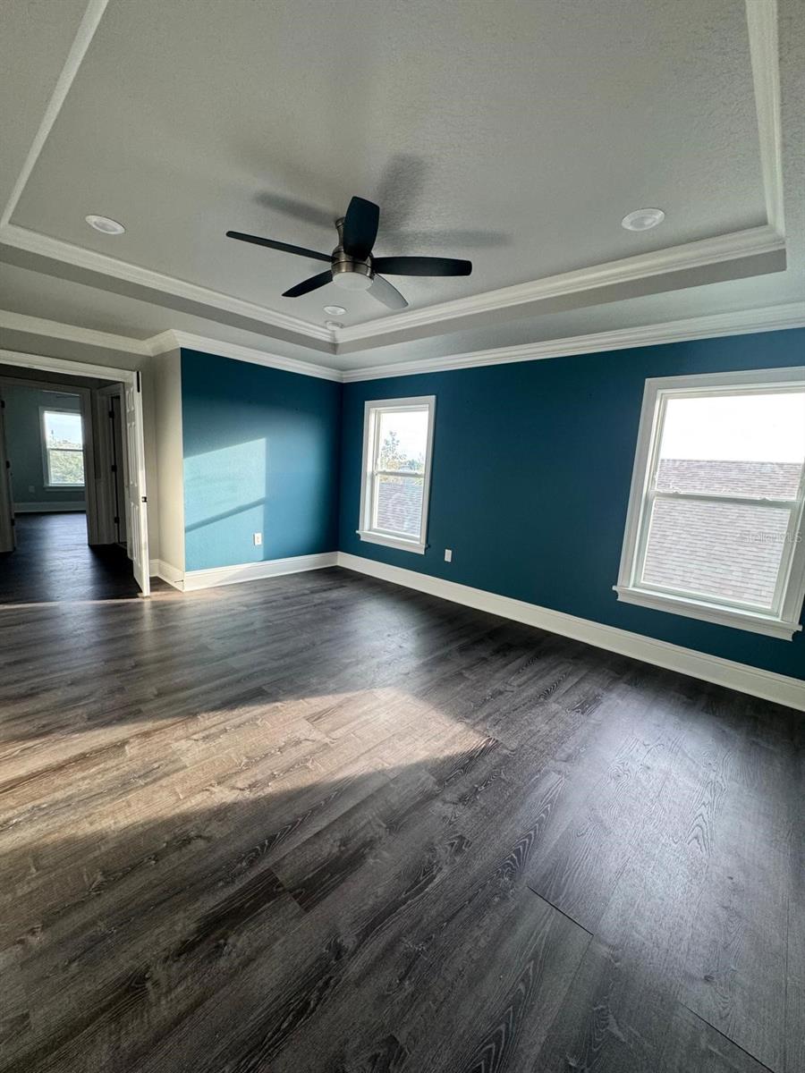 Image 14 of 26 For 420 Kestrel Drive