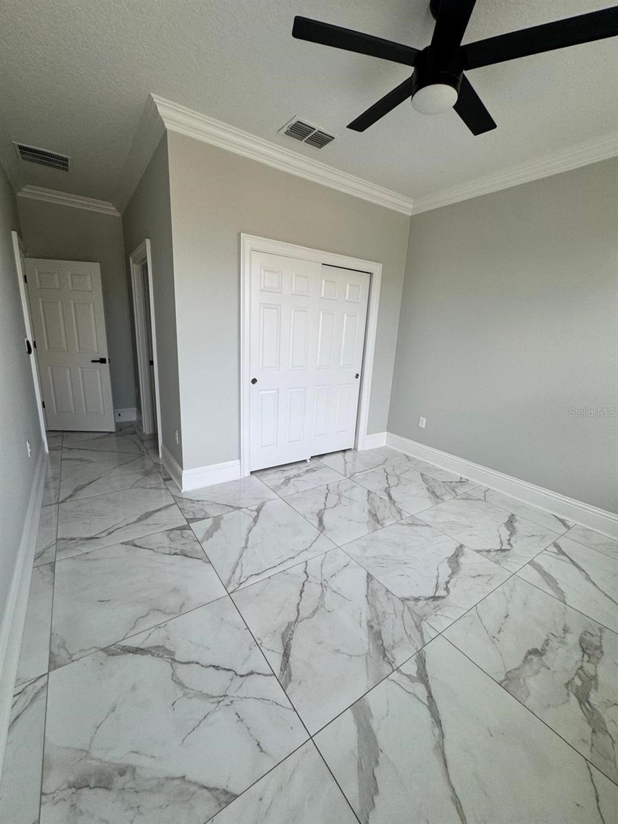 Image 17 of 26 For 420 Kestrel Drive