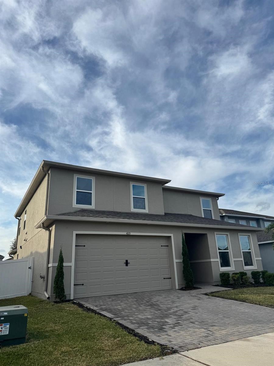 Image 2 of 26 For 420 Kestrel Drive